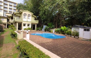 Guest house for sale in Candolim.