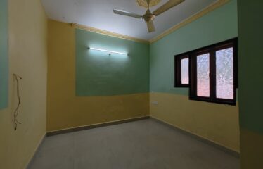 Independent row house for sale at Succor.