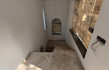 Luxurious Villa for sale in the heart of Parra. (Under construction)