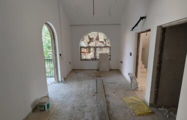 Luxurious Villa for sale in the heart of Parra. (Under construction)